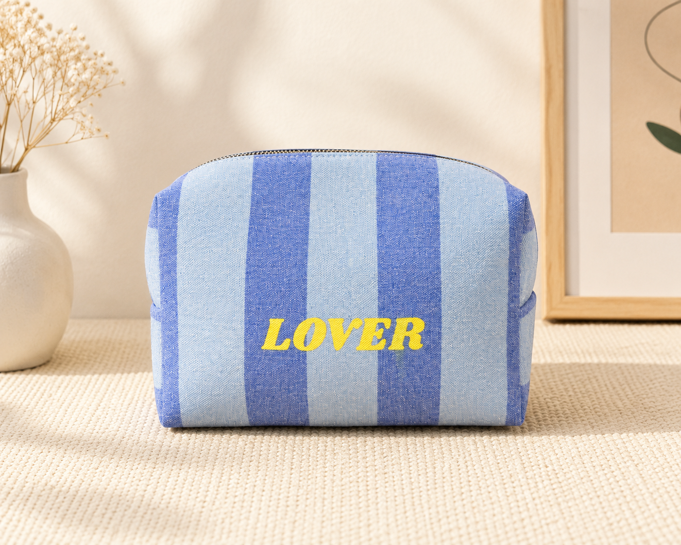 lover Lover Pouch - Image 1